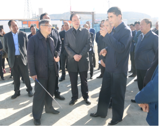 省委副書記、省長王建軍等領(lǐng)導(dǎo)一行視察海東工業(yè)園區(qū)臨空綜合經(jīng)濟(jì)園