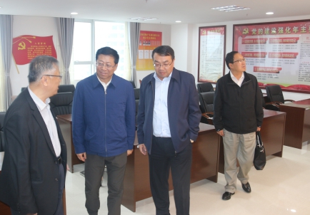 青海省副省長、省國資委黨委書記、主任王黎明，蒞臨省物產(chǎn)集團(tuán)調(diào)研指導(dǎo)工作